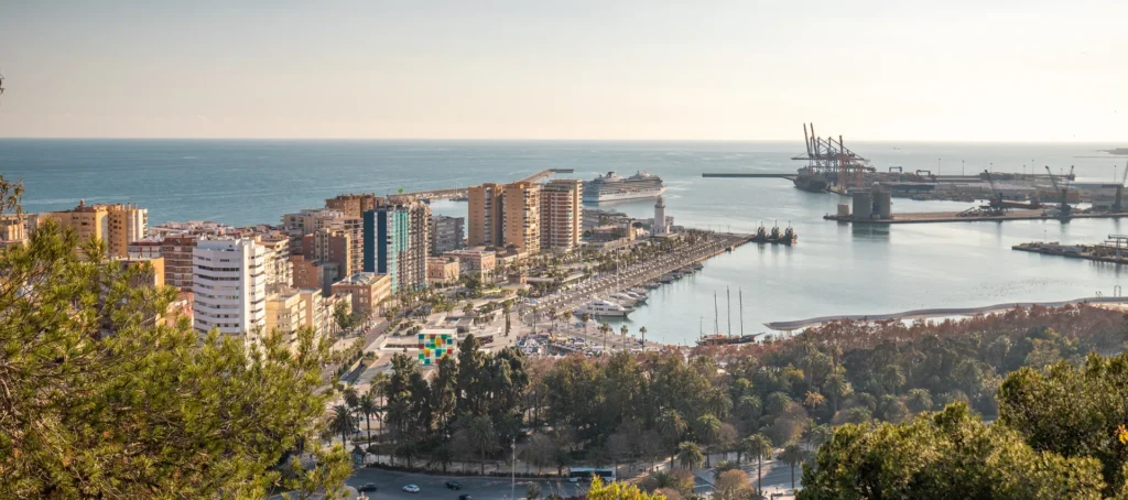 Cursos gratuitos en Málaga de Euroformac para formación profesional y empleo